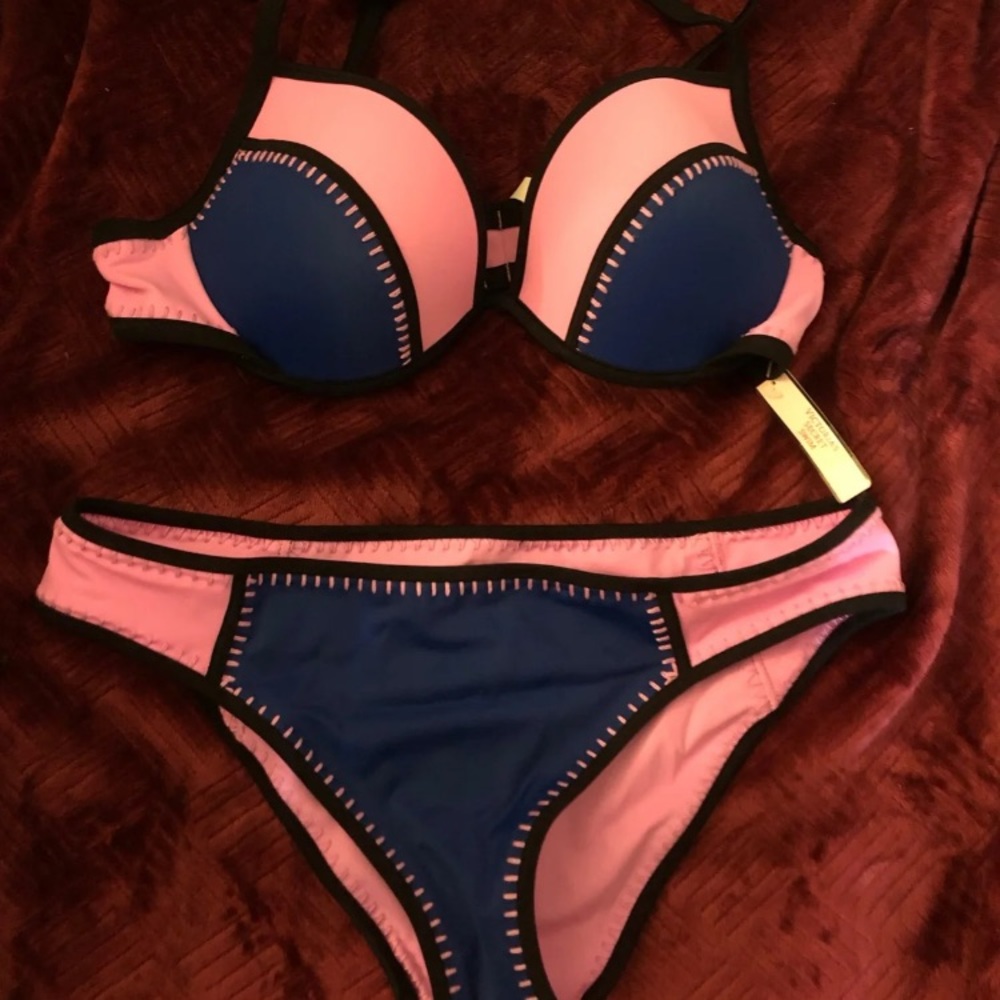 Victoria's Secret Swim NWT Beautiful 36C NWT